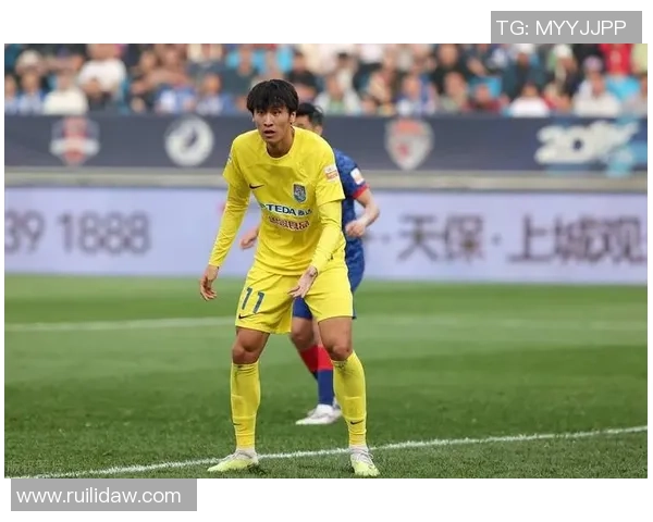 谢维军禁区内失误 西普里安迅速破门 亚泰16分钟1-0领先津门虎